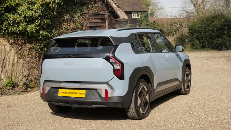KIA EV3 ELECTRIC ESTATE 150kW Air 81.4kWh 5dr Auto